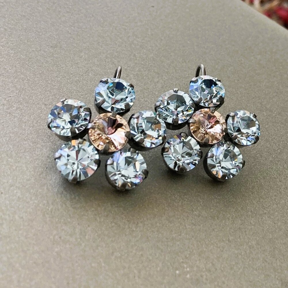 Sabika How Sweet Daisy Drop Earrings